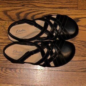 Brand New Clarks closed toe shoes